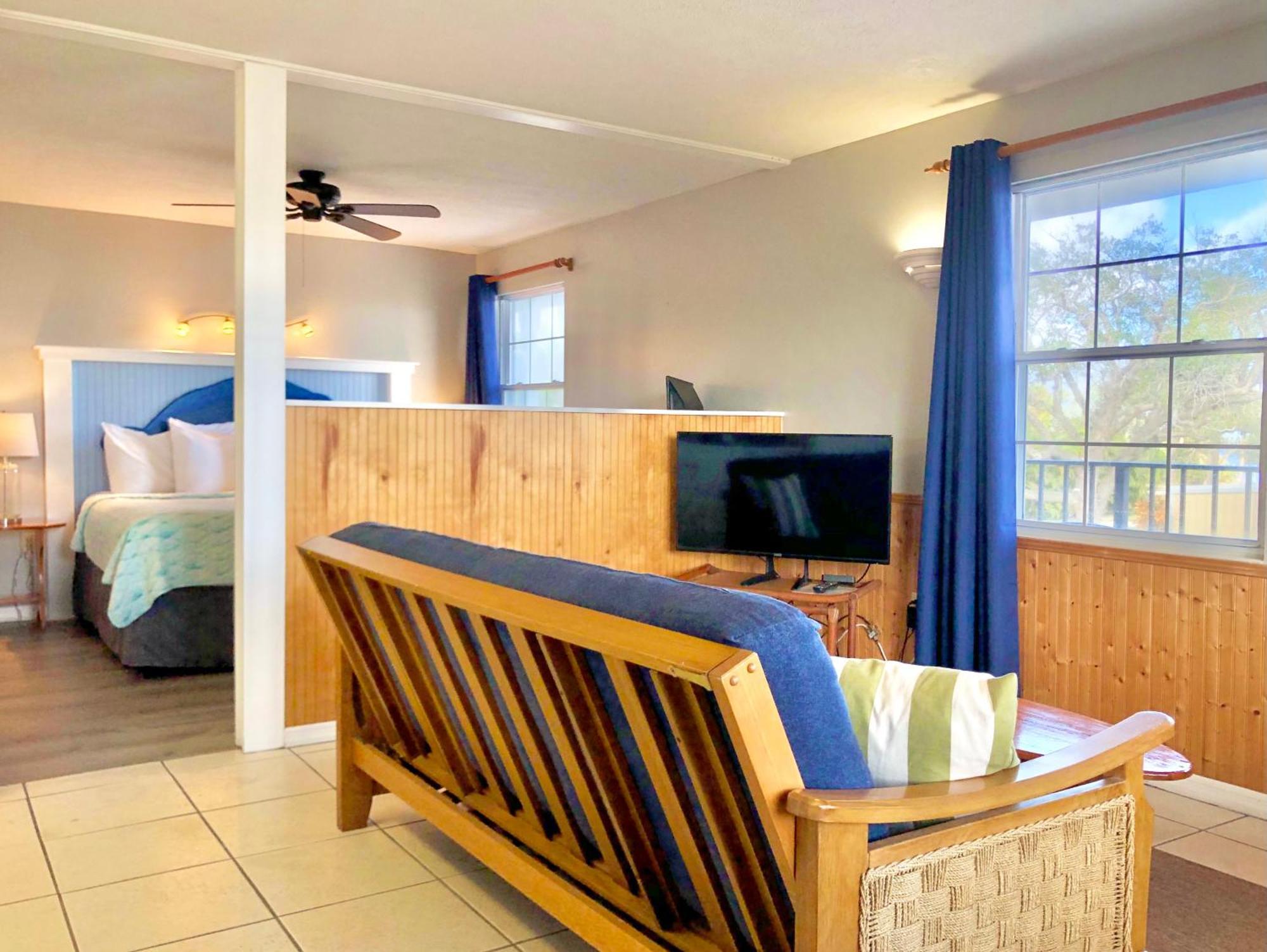 Davis House Inn Sebastian Chambre photo